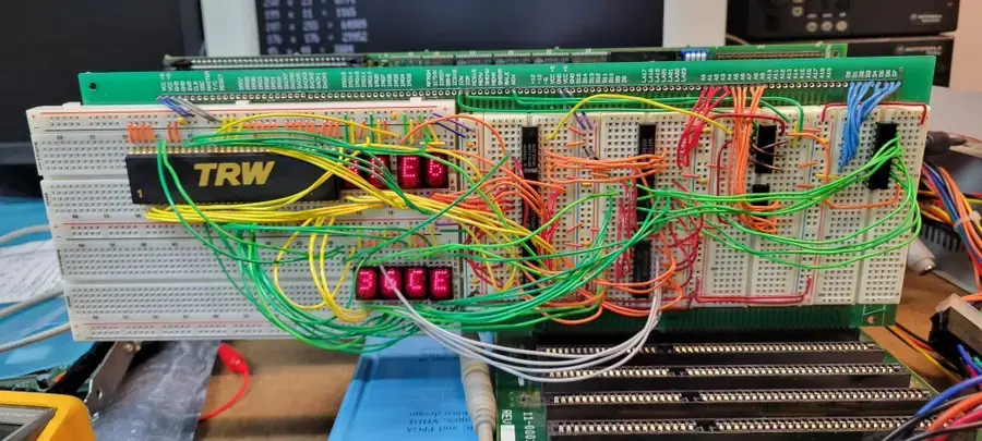 Intel 8086の「遅すぎる掛け算」を2.5倍速にしたISAカードの話