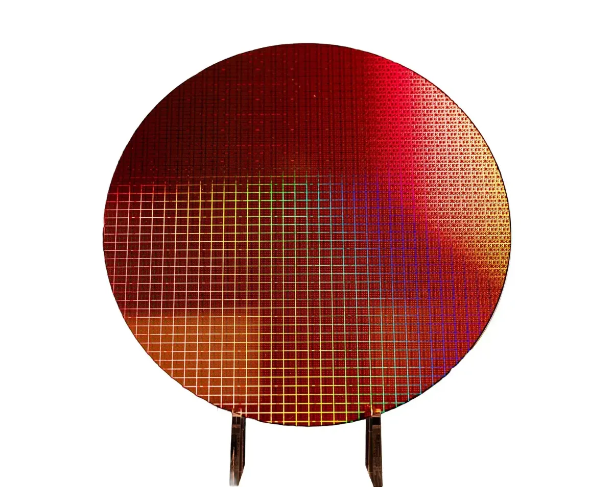 Intel、Fab 34を142億ドルで完全買い戻し　2年で変わった覚悟