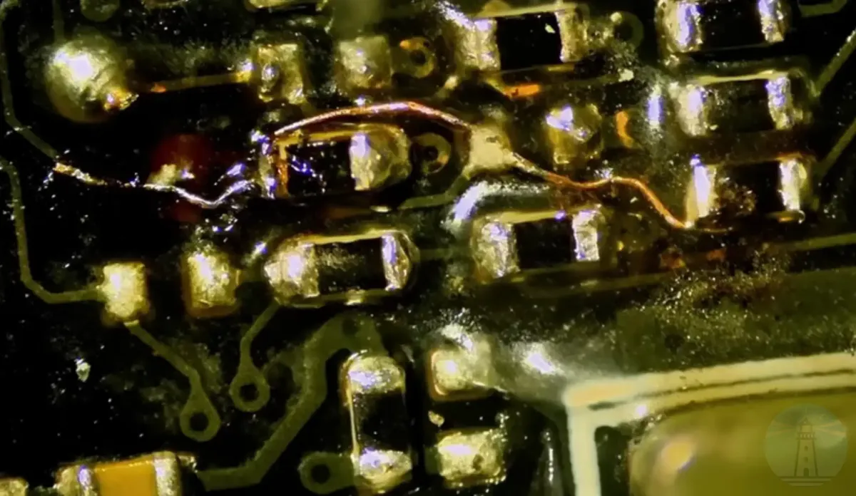 RTX 5090 LIGHTNING修理、視聴者の1枚で蘇る