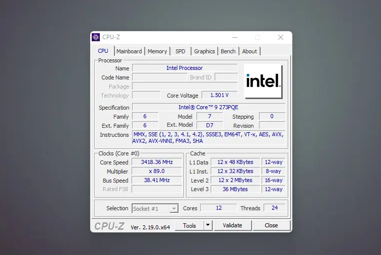 Intel封印の12Pコア、市販マザボでWindows起動に成功