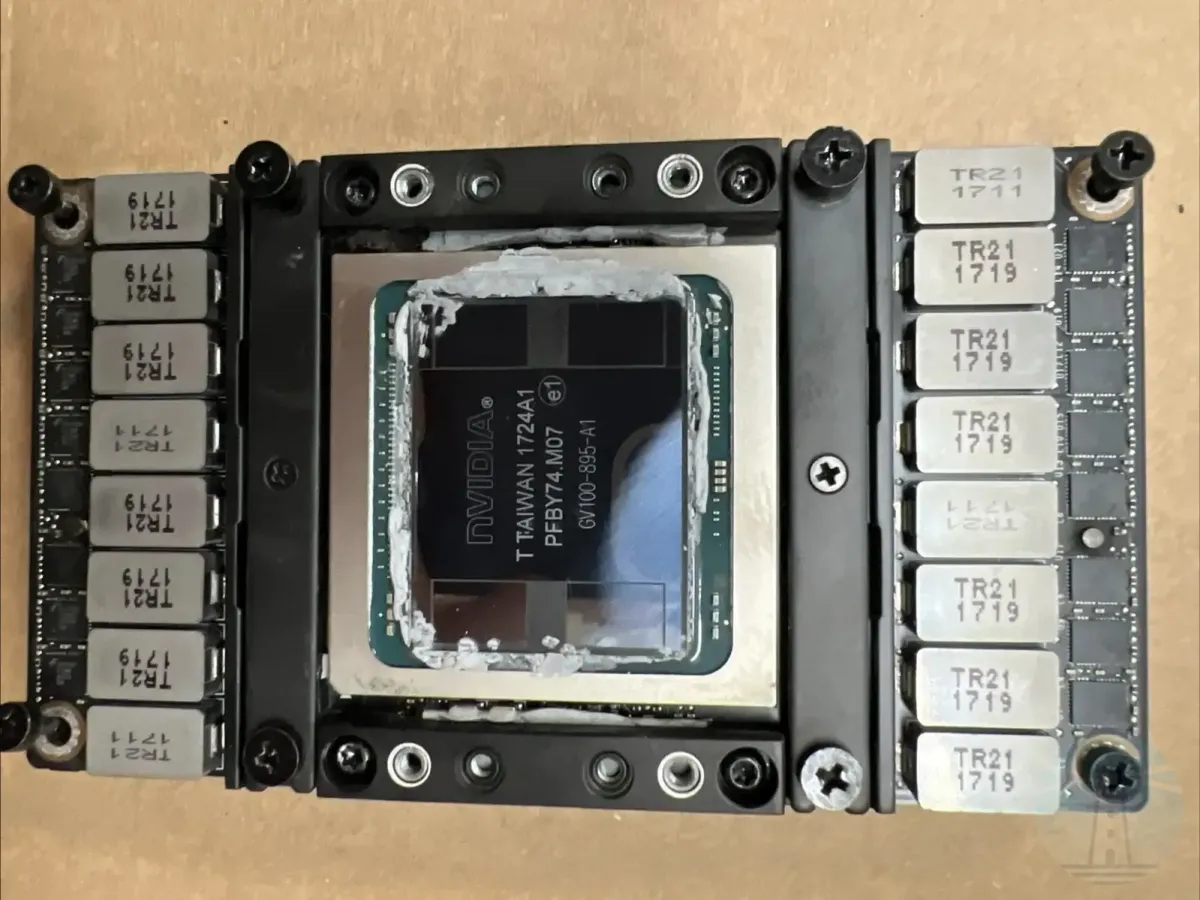 8年前のV100、100ドルでコンシューマー向けカードを上回るAI性能