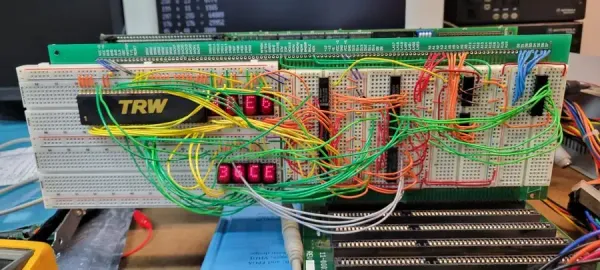 Intel 8086の「遅すぎる掛け算」を2.5倍速にしたISAカードの話