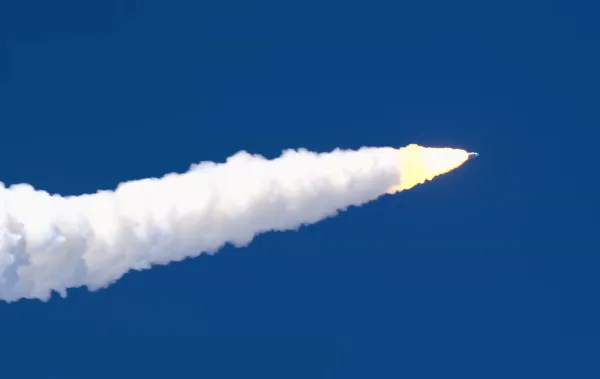 アルテミスII打ち上げ成功——53年ぶり、人類が再び月へ向かう