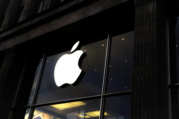EUのiPhoneでSiri AIが使えない理由、Apple対欧州委員会の食い違い