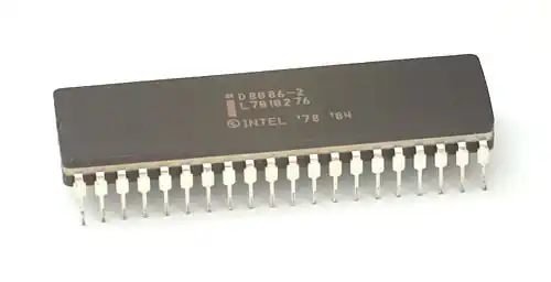 x86誕生48周年、今も使い続けている理由