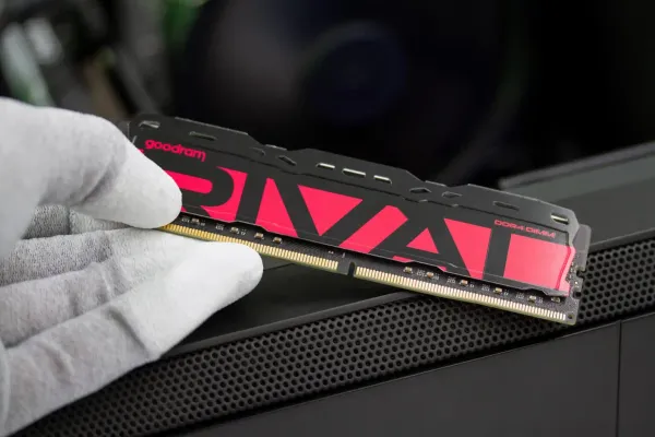 DDR4メモリの新製品が2026年に出る意味