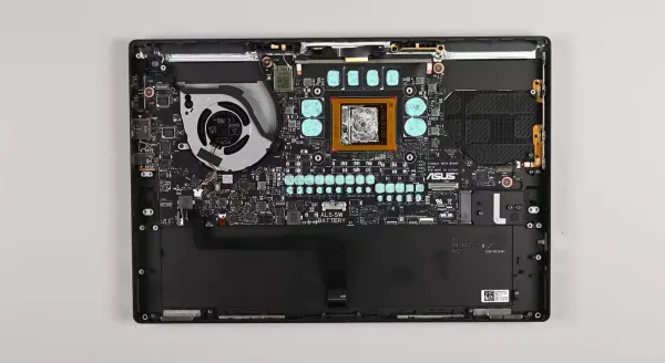 iFixit、ASUS ROG Flow Z13の修理スコアに異議