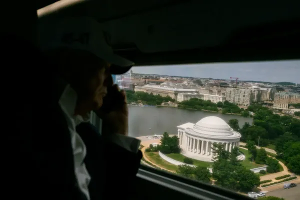 トランプ氏の会見で「空の引き出し」が登場　発言の文脈を整理